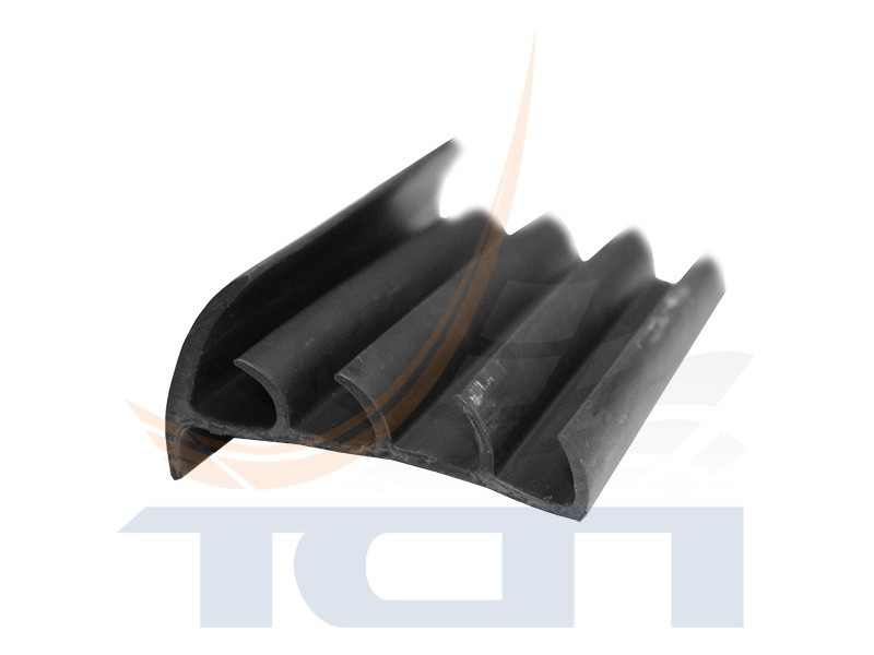 Профиль уплотнительный (80) ТЭП T900455 ТСП - 3