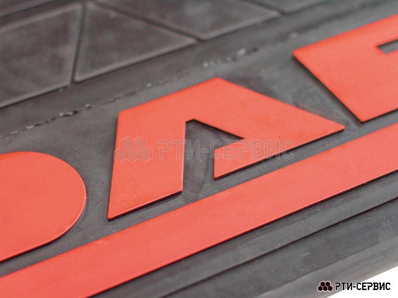 Брызговик 580х360 мм DAF (красный) - 2