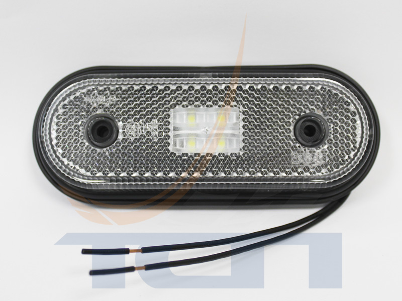 Фонарь габаритный маркерный белый 12/24V 4LED 013.3731-08 ТрАС - 3